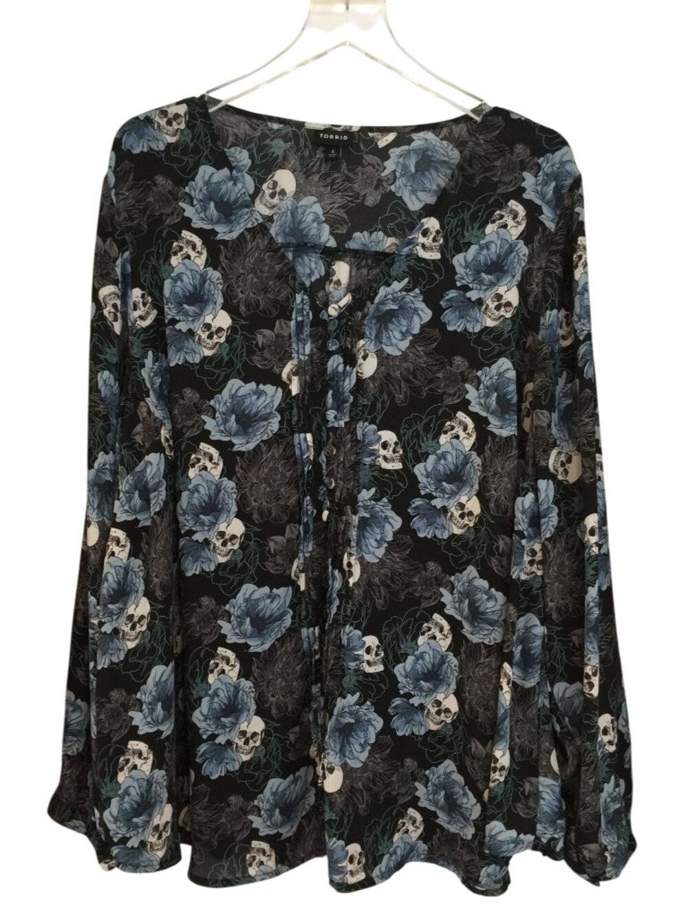 Torrid Women's Size 4 Lightweight Floral Skull Button Accent Long Sleeve Top